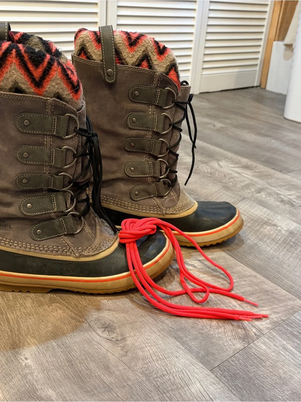 Sorel Joan of Arc - tall Lace-Up Winter Boots with printed fleece